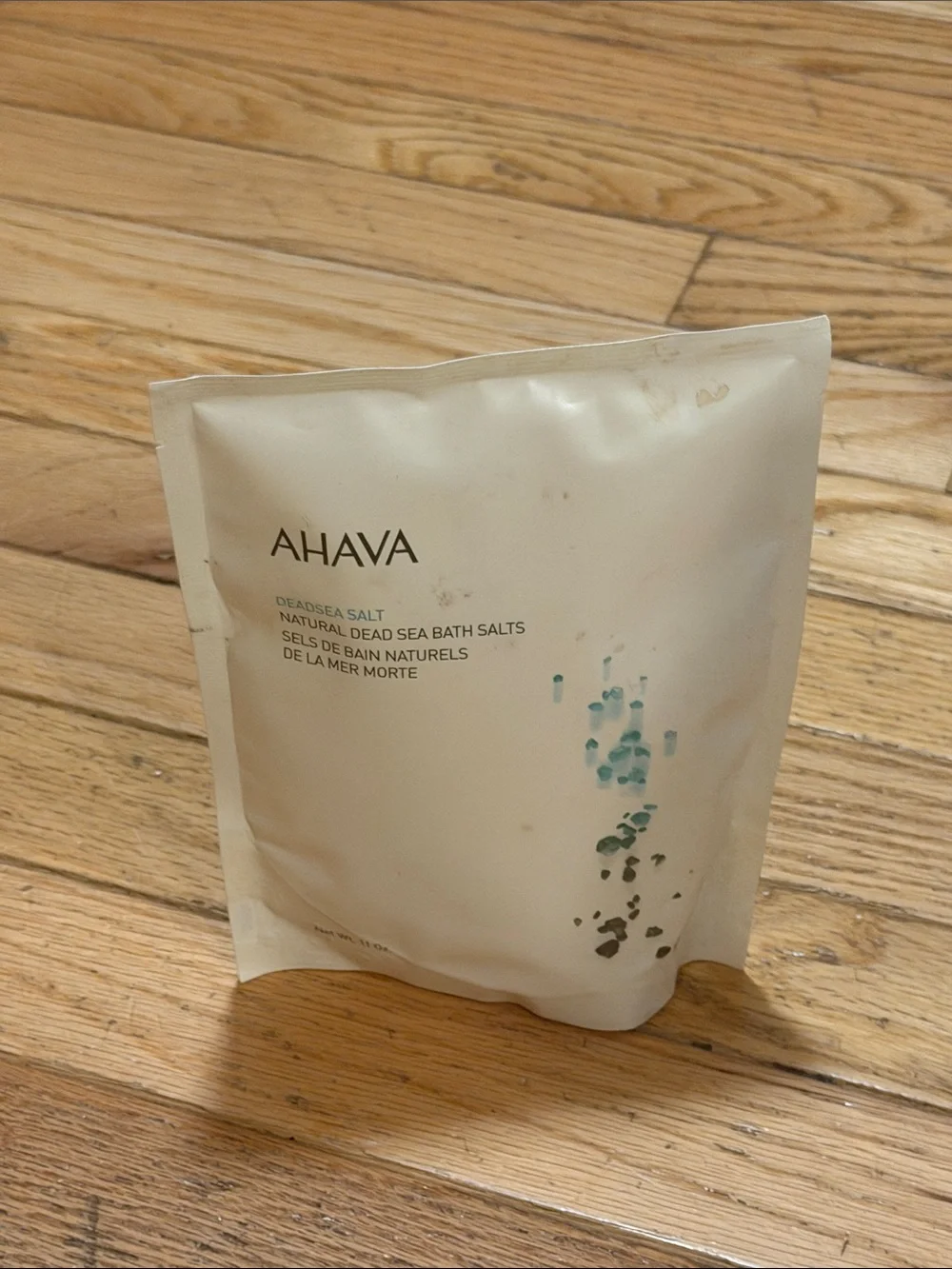 NWT AHAVA Bath Salts 11 oz Pouch — White with Teal Accents - Heavenly!